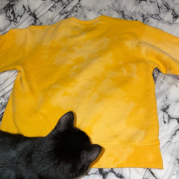 Bleach dyed yellow champion pullover - Picture 3 of 3